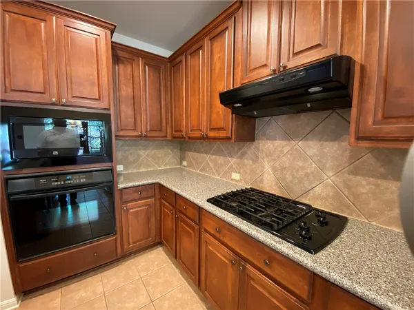 $3,200 | 331 Abbey Drive, Austin, TX 78737