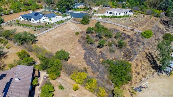 $399,000 | 6300 Twin Country Lane, Fallbrook, CA 92028