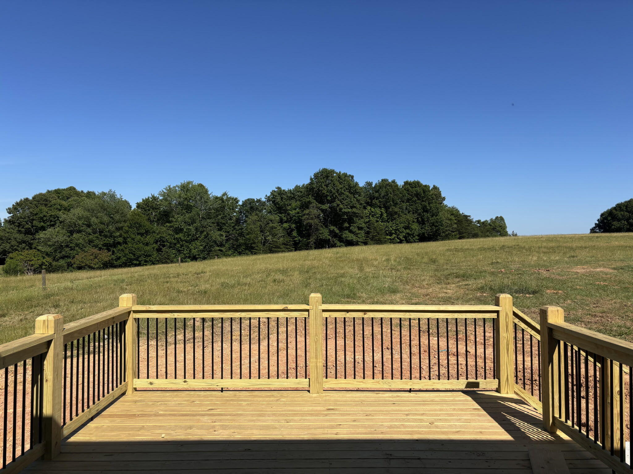 10384 Leesville Road Evington, VA 24550 - Photo 2 of 10 IMG_20260604_223908 (5)