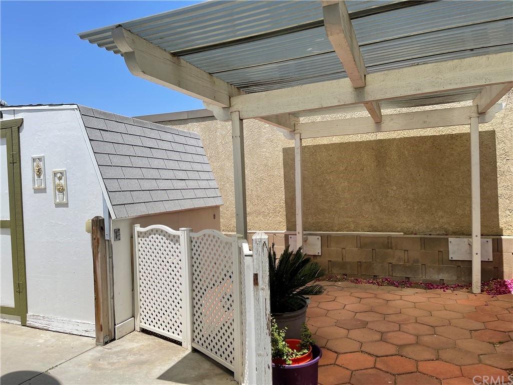 4000 Pierce Street, Unit 10 Riverside, CA 92505 - Photo 5 of 17