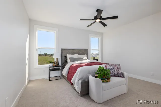 $599,900 | 11290 Shoreline Drive, Unit 121, Allendale, MI 49401