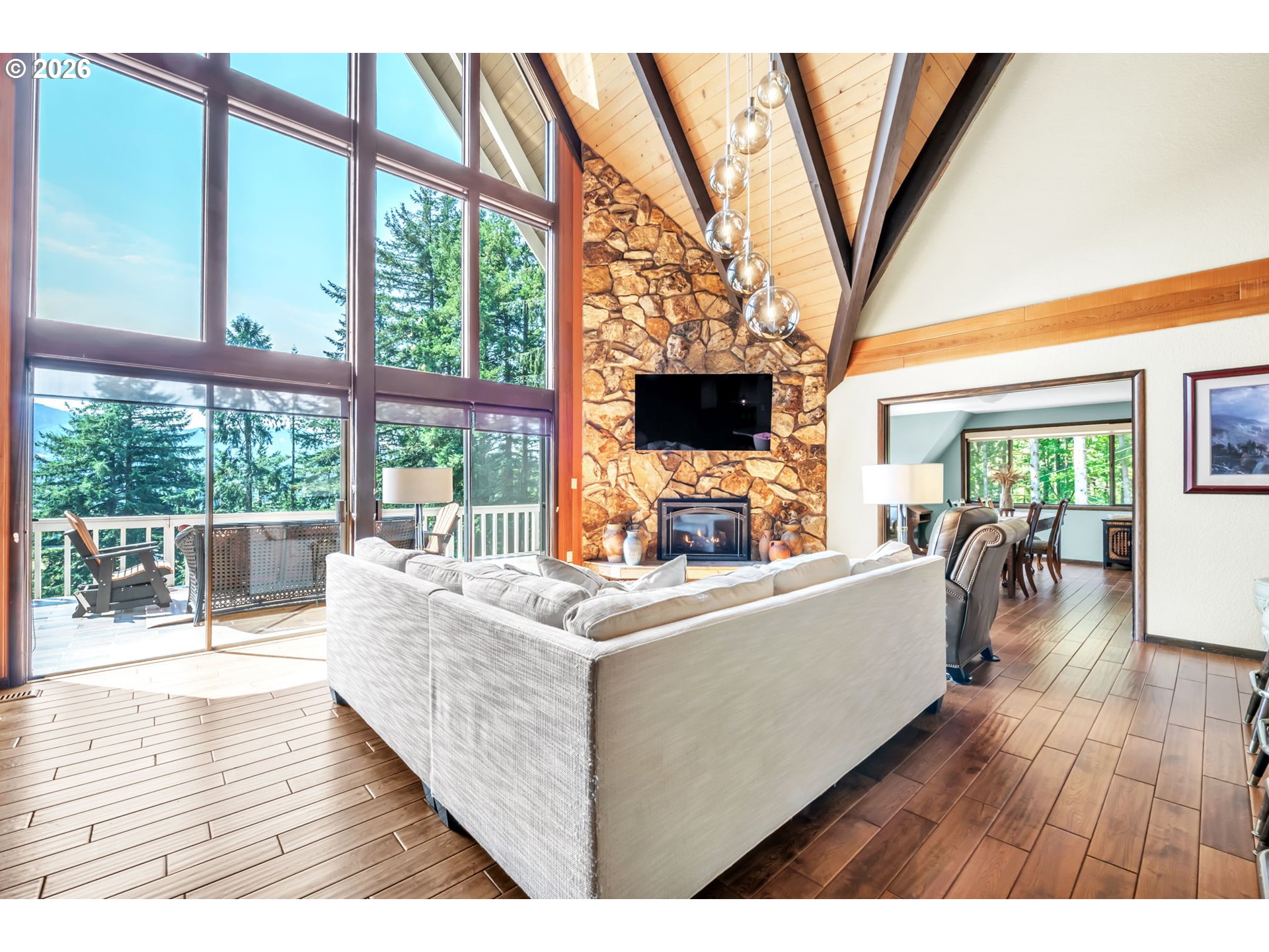 90790 Hill Road Springfield, OR 97478 - Photo 6 of 48 Great Room
