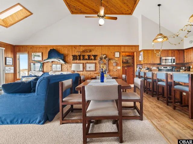 $899,000 | 2145 Sandfiddler Road, Corolla, NC 27927