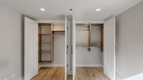729 North Sangamon Street, Unit 401 Chicago, IL 60642 - Photo 25 of 38 a view of bathroom