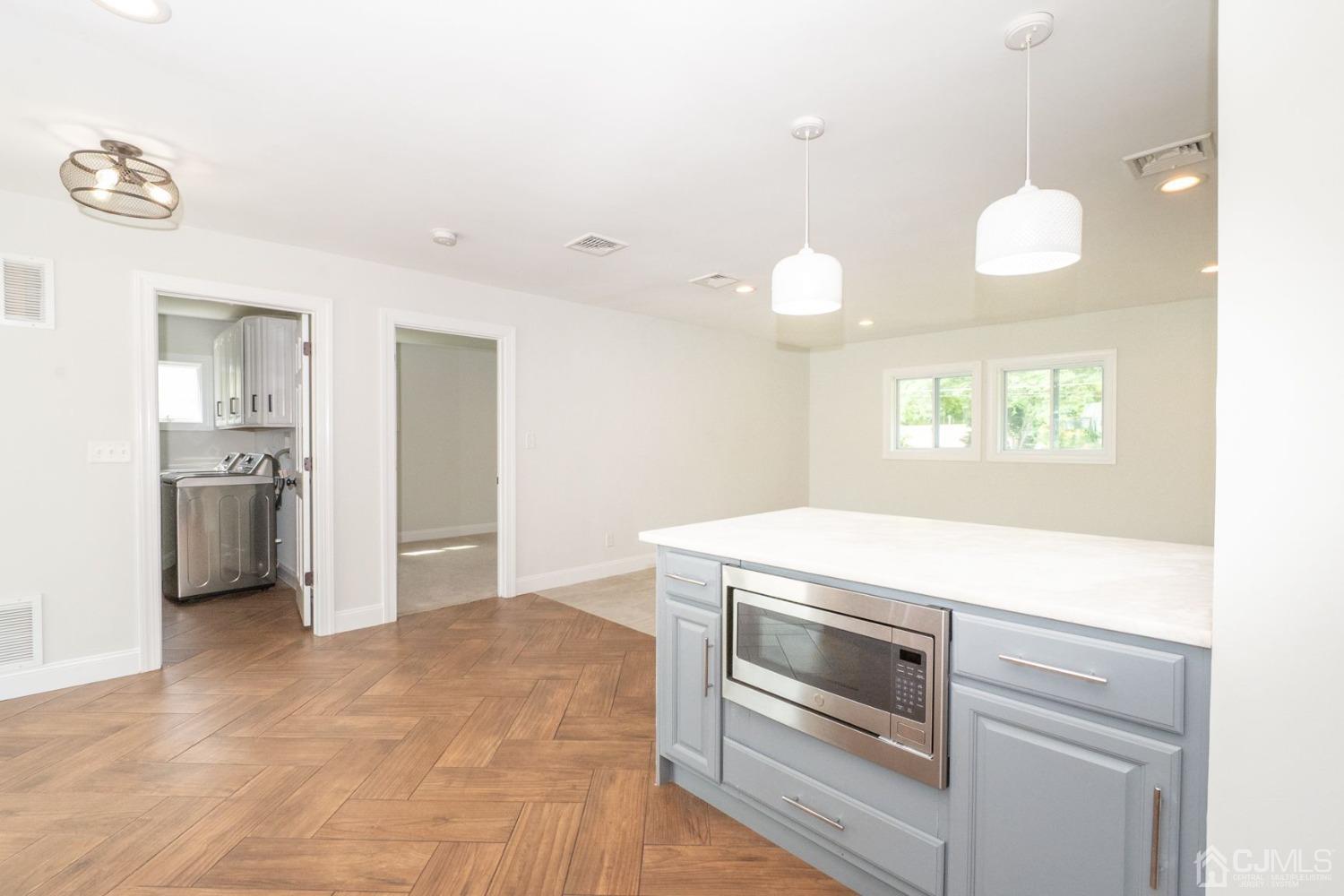4 Cranston Road Kendall Park, NJ 08824 - Photo 12 of 30