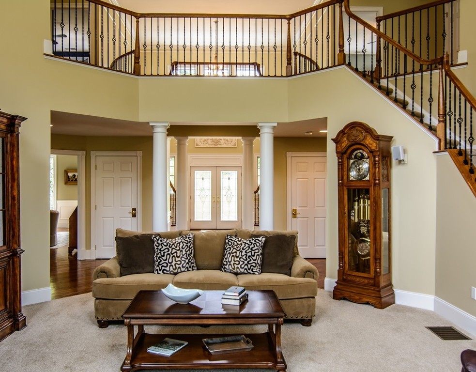 14 Overlook Road Hopkinton, MA 01748 - Photo 10 of 30 Gallery Image 10