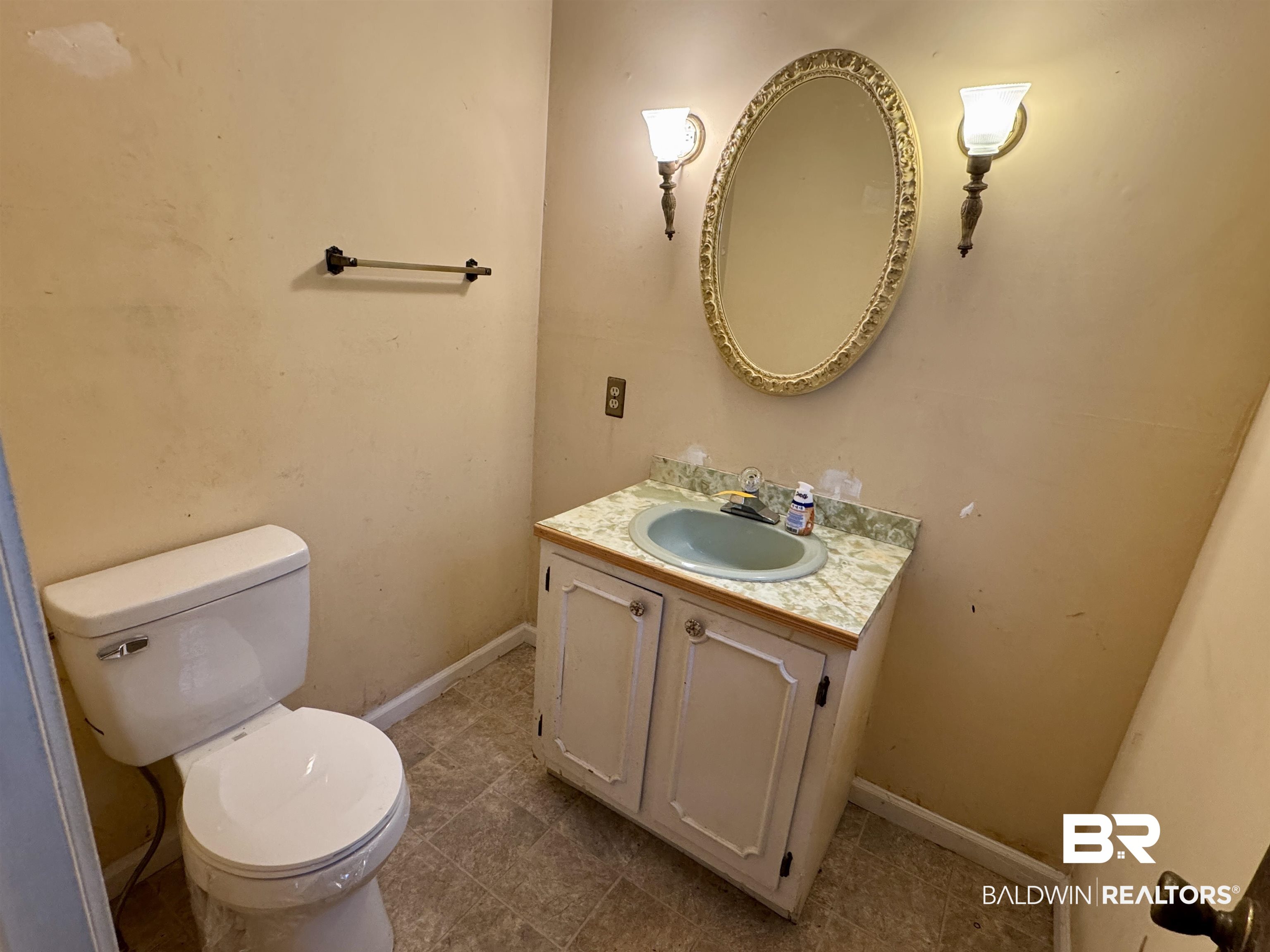 930 Ridgeway Street Thomasville, AL 36784 - Photo 8 of 20