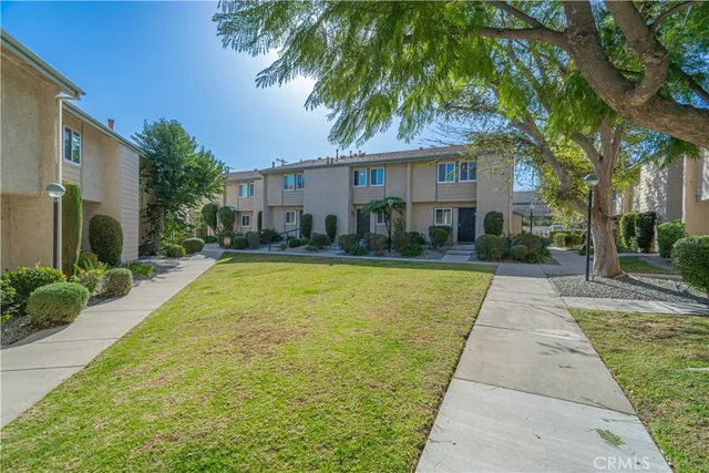 $630,000 | 8323 Grenoble Street, Unit 32, Sunland, CA 91040