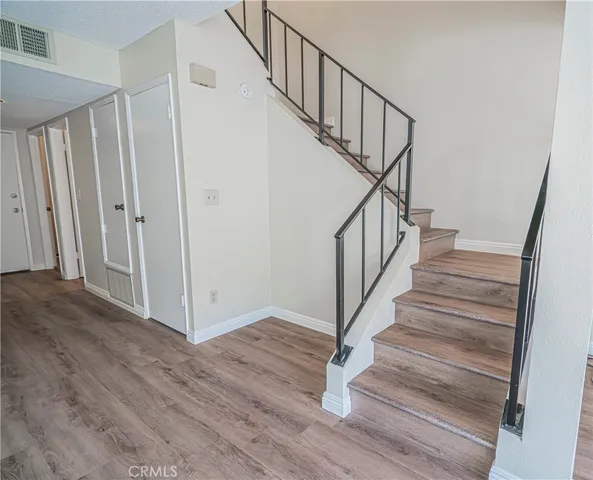 $630,000 | 8323 Grenoble Street, Unit 32, Sunland, CA 91040