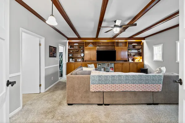 $424,900 | 128 North Sunset Circle, Hopkinsville, KY 42240