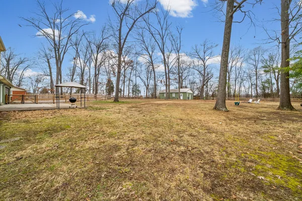 $424,900 | 128 North Sunset Circle, Hopkinsville, KY 42240