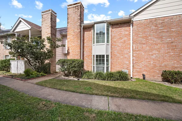 $125,000 | 2800 Jeanetta Street, Unit 2402, Houston, TX 77063