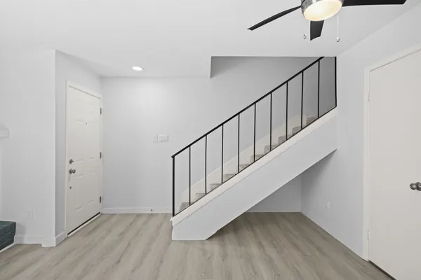 $125,000 | 2800 Jeanetta Street, Unit 2402, Houston, TX 77063