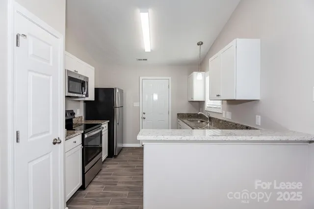 $1,815 | 625 Tribune Drive, Charlotte, NC 28214