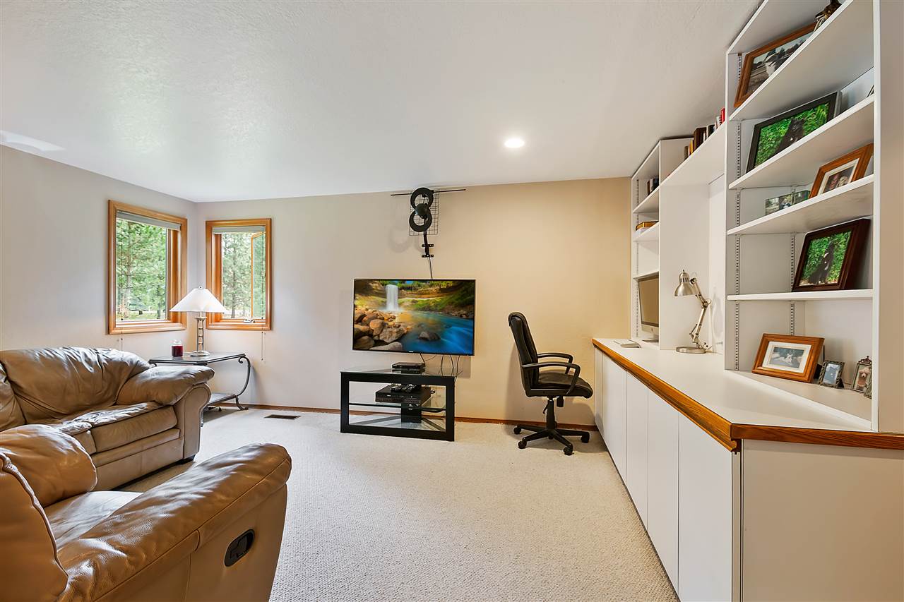 4617 East Silver Pine Road Colbert, WA 99005 - Photo 7 of 19
