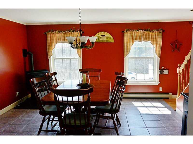 251 Williams Road Sabattus, ME 04280 - Photo 6 of 34 Dining Room.
