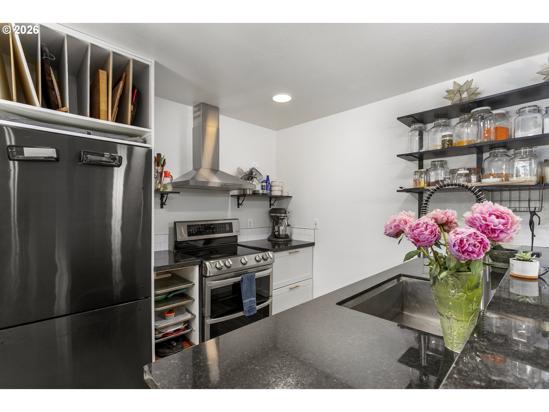 5225 Jean Road, Unit 108 Lake Oswego, OR 97035 - Photo 14 of 39