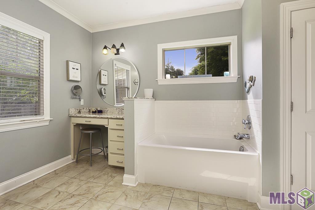 2228 Cloverdale Avenue Baton Rouge, LA 70808 - Photo 15 of 30