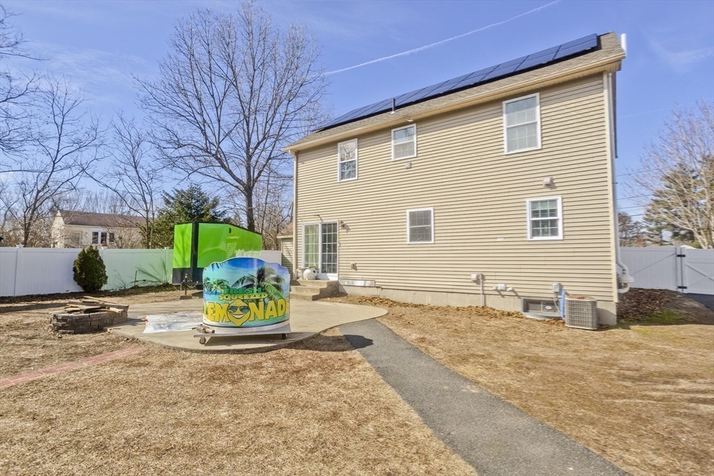 31 Acrebrook Road Springfield, MA 01129 - Photo 25 of 31 a front view of a house with a yard
