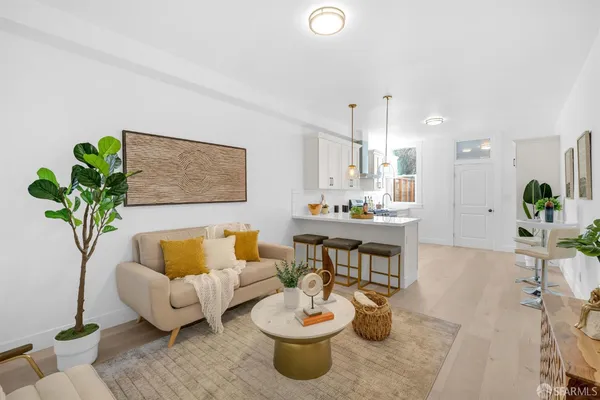 $899,000 | 1060 Noe Street, Unit 1064A, San Francisco, CA 94114