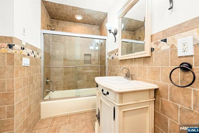 $825,000 | 16 Gressinger Road, Wayne, NJ 07470