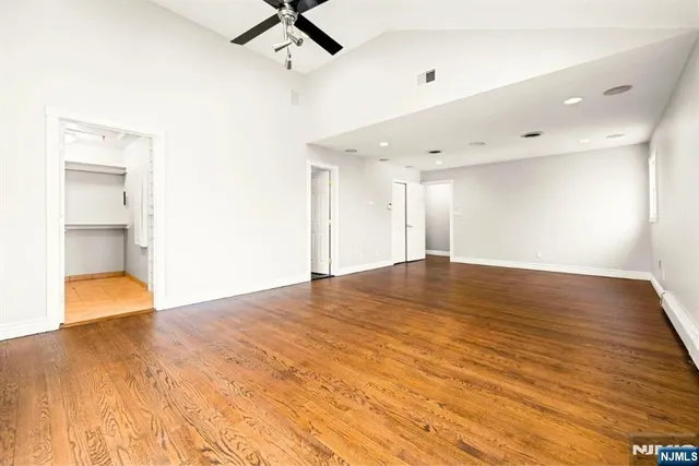 $825,000 | 16 Gressinger Road, Wayne, NJ 07470