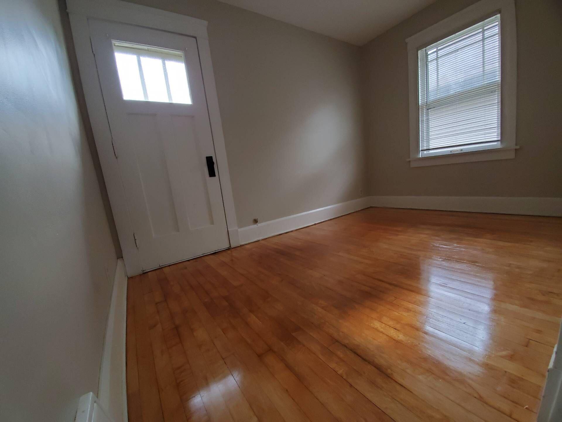 2423 20th Street Racine, WI 53403 - Photo 16 of 28 1634322321673.JPEG