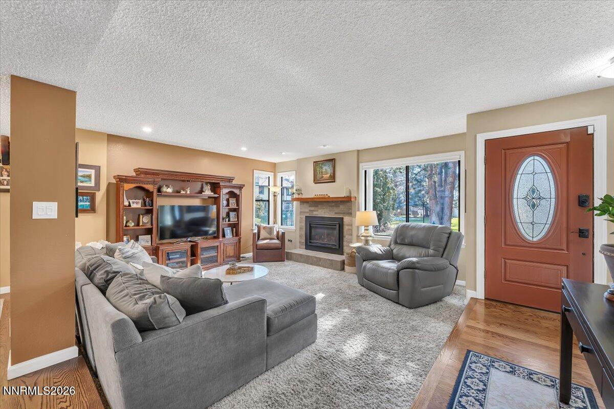 1497 Foster Drive Reno, NV 89509 - Photo 8 of 44 08-1497 Foster Dr Reno NV 89509 (8 of 47