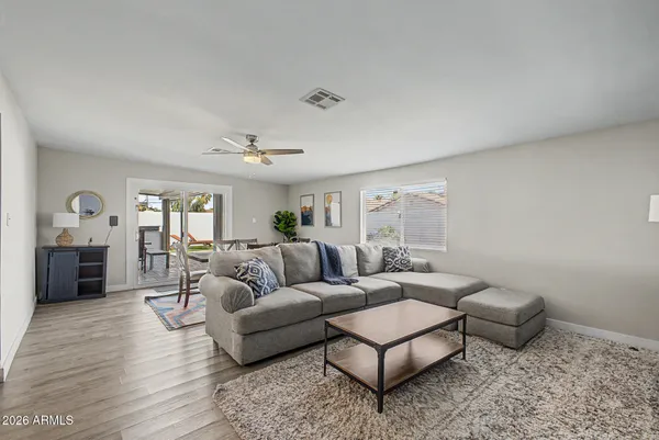 $615,000 | 955 East Marigold Lane, Tempe, AZ 85288