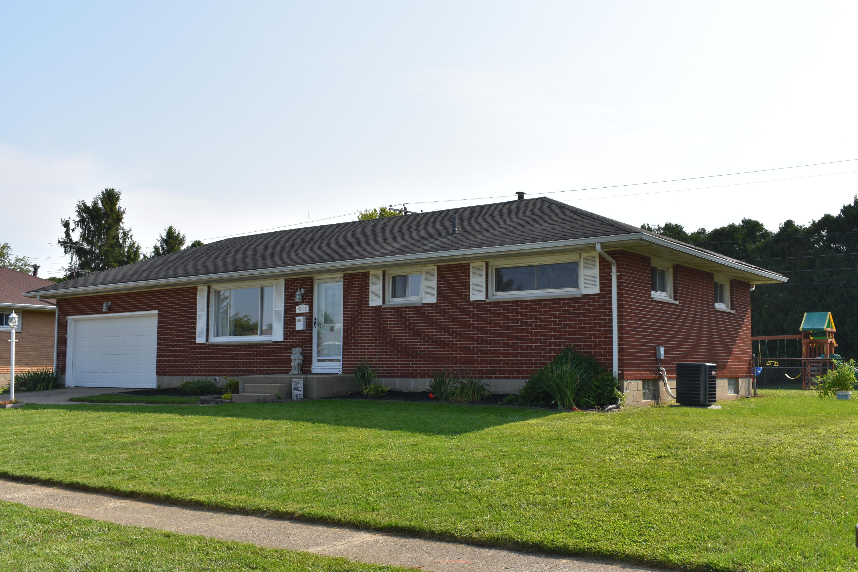4810 West Ridgewood Road, Unit WEST Springfield, OH 45503 - Photo 3 of 38