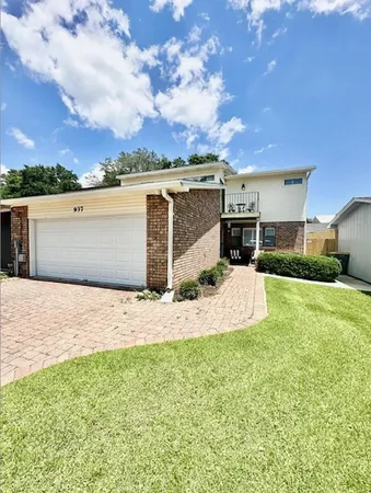 $349,500 | 937 Holbrook Circle, Fort Walton Beach, FL 32547