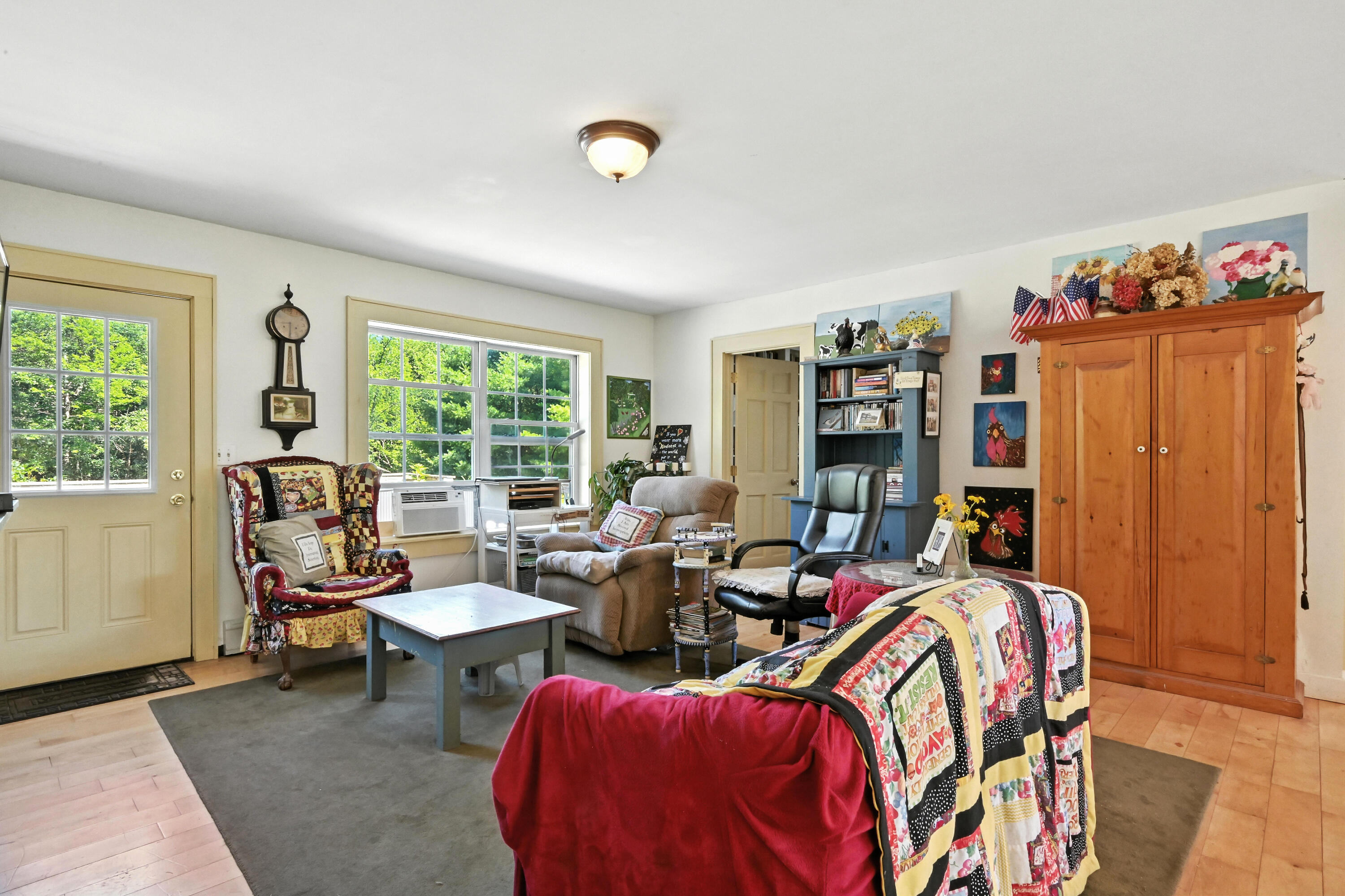 27 Mountain View Road Leeds, ME 04263 - Photo 15 of 107 Living Room