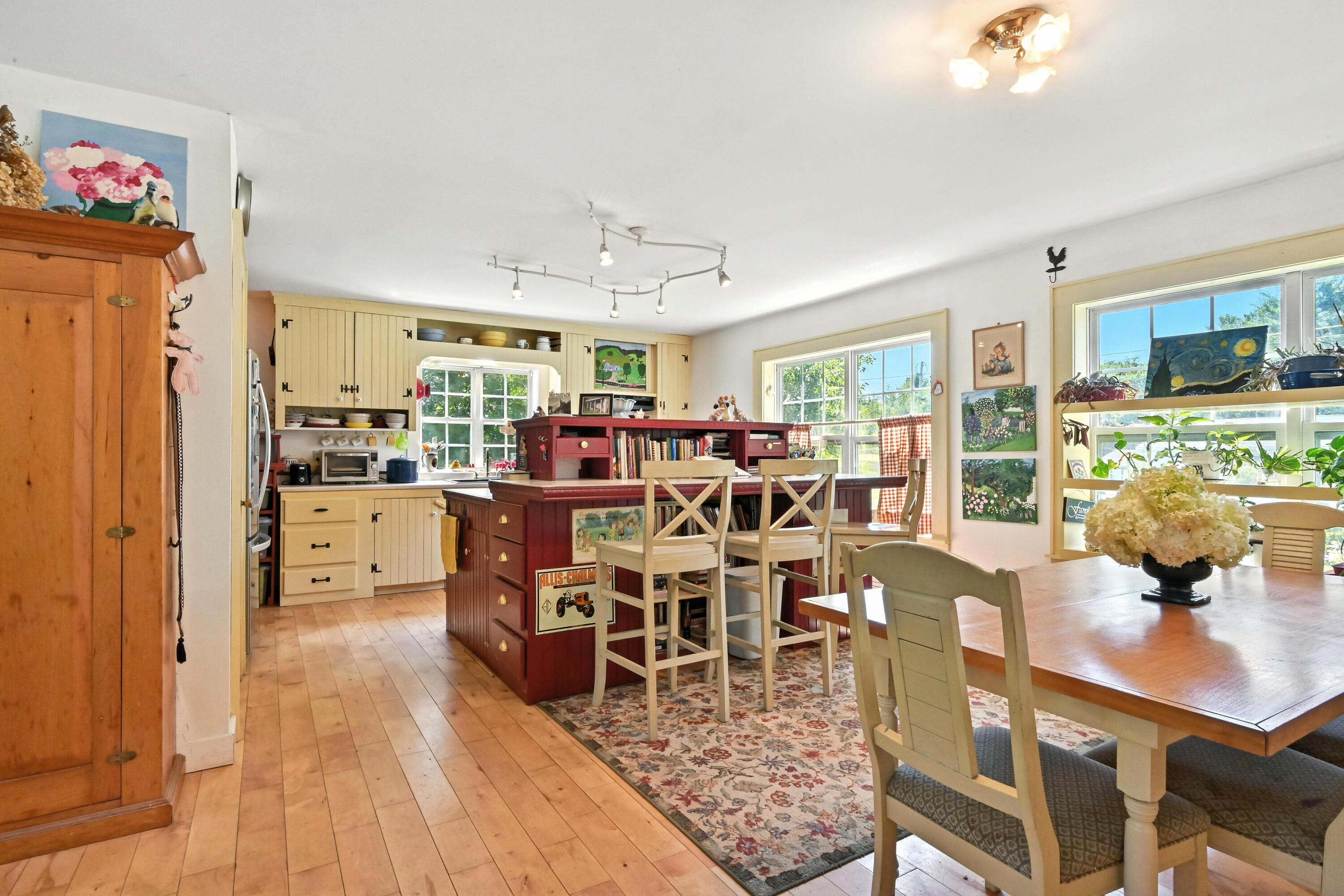 27 Mountain View Road Leeds, ME 04263 - Photo 17 of 107 Dining Room
