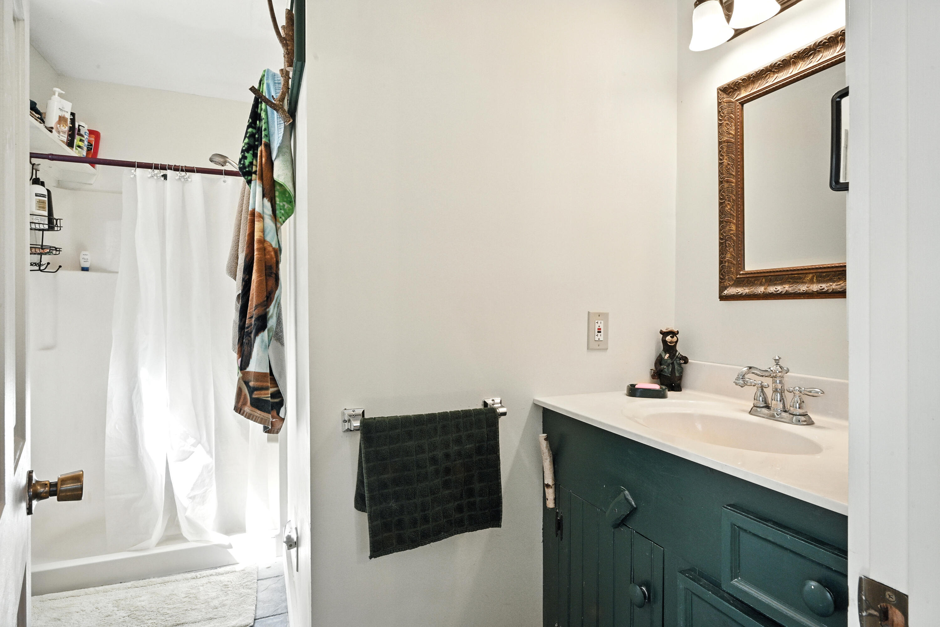 27 Mountain View Road Leeds, ME 04263 - Photo 31 of 107 Primary Bath