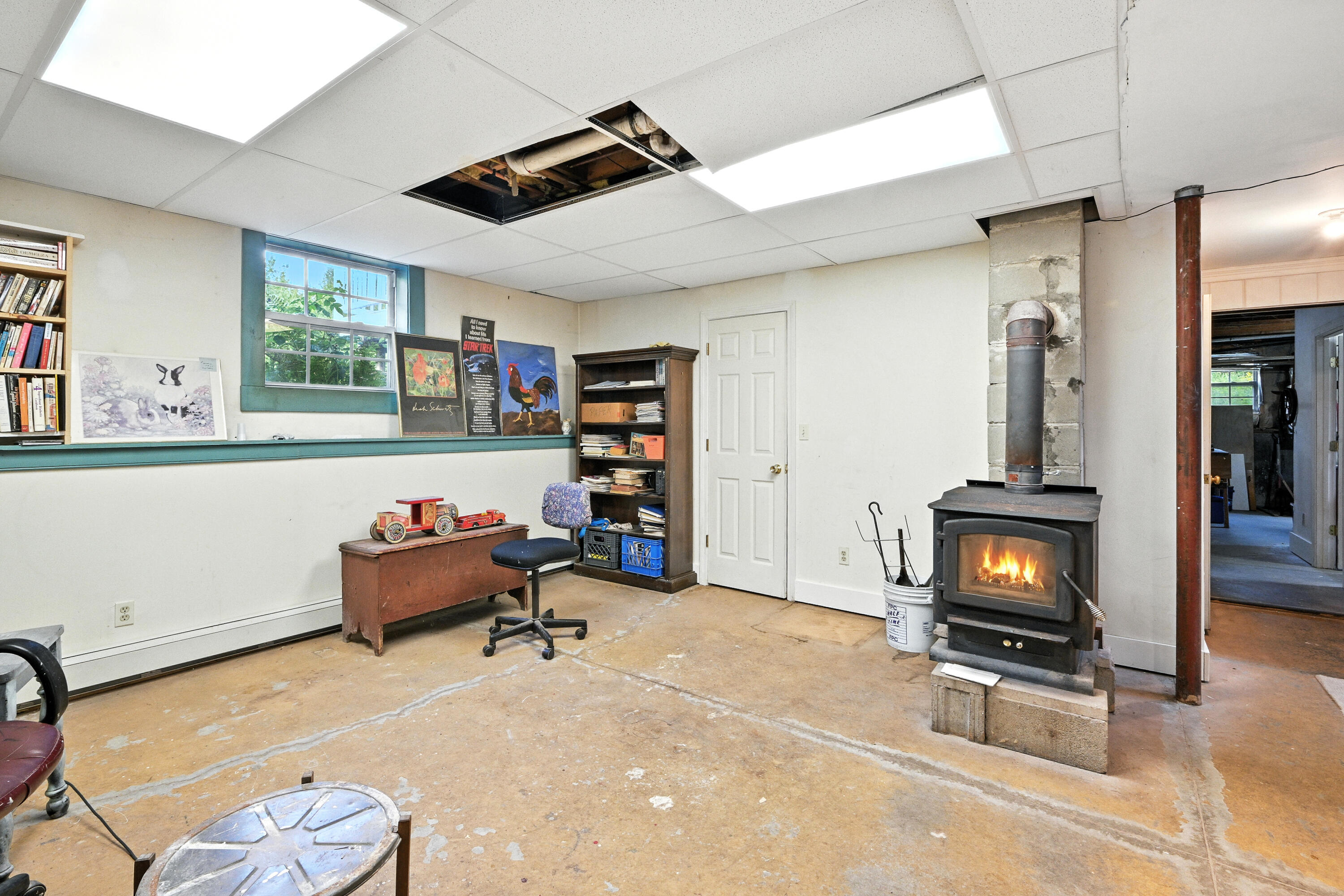 27 Mountain View Road Leeds, ME 04263 - Photo 40 of 107 Family Room