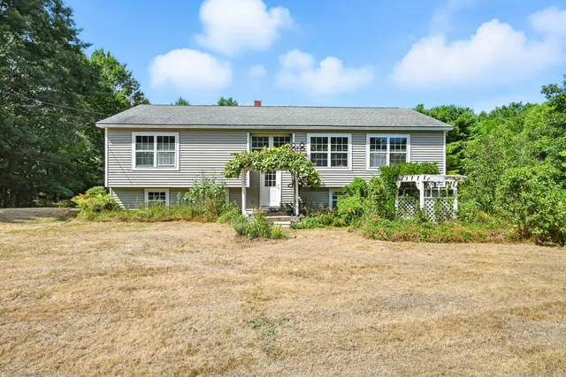 $357,000 | 27 Mountain View Road, Leeds, ME 04263