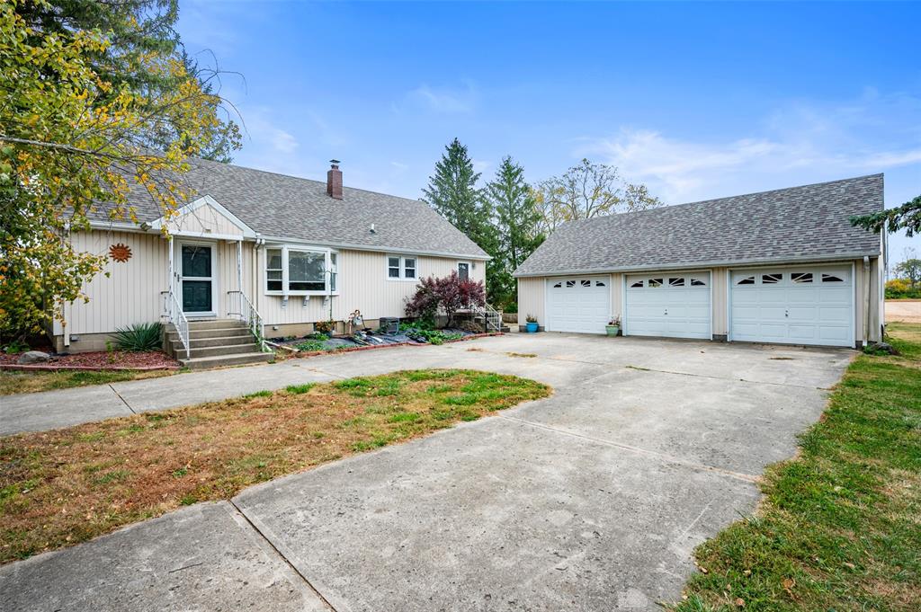 3496 Valley Grove Road Anderson, IN 46017 - Photo 3 of 33