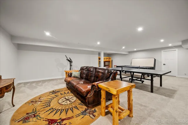 $560,000 | 828 Mario Lane, Gilberts, IL 60136