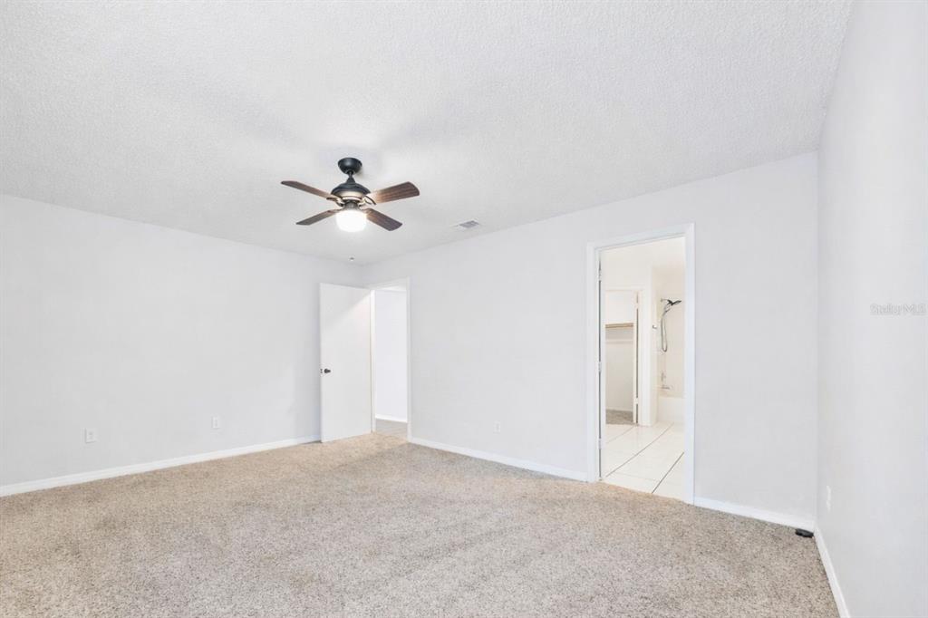 10815 Venice Circle Tampa, FL 33635 - Photo 18 of 32