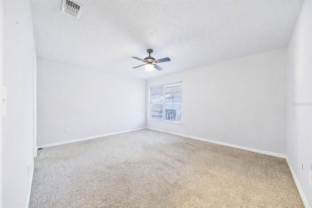 10815 Venice Circle Tampa, FL 33635 - Photo 19 of 32