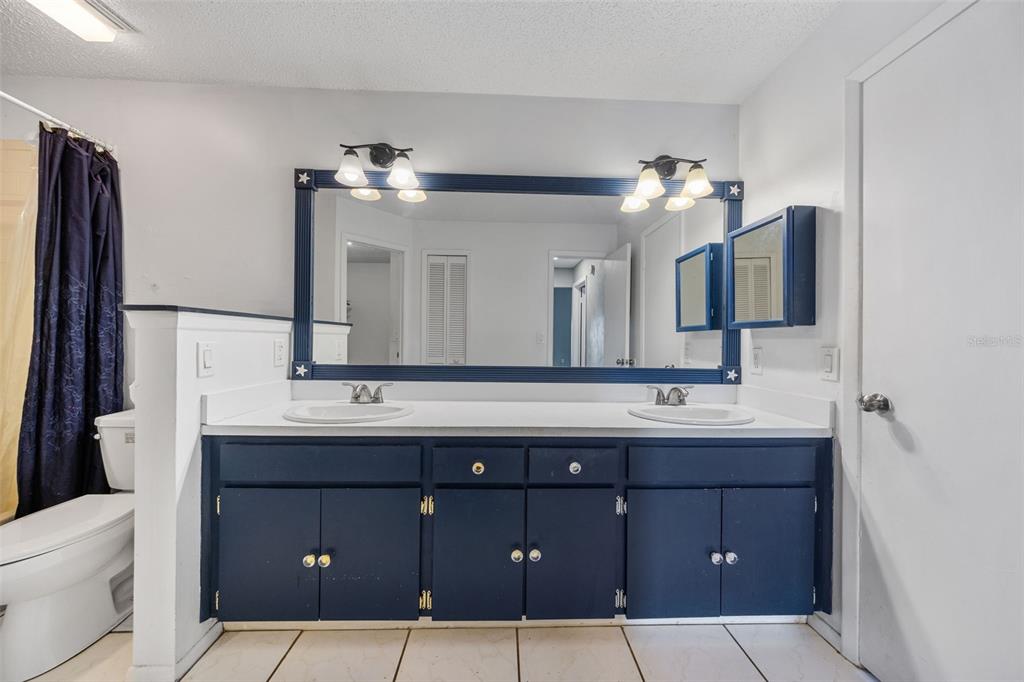 10815 Venice Circle Tampa, FL 33635 - Photo 22 of 32