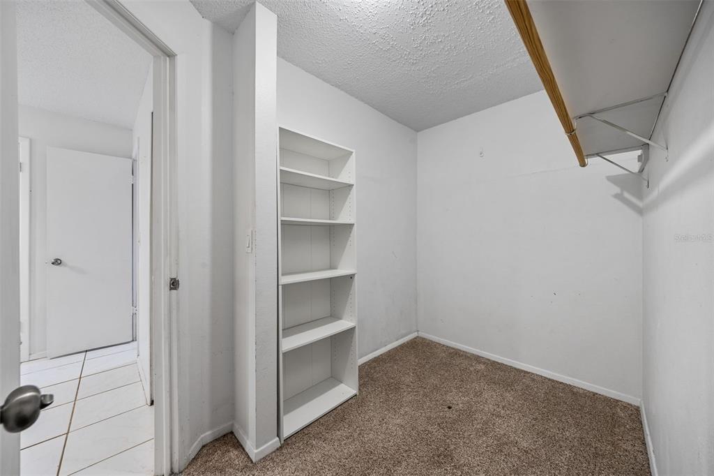 10815 Venice Circle Tampa, FL 33635 - Photo 23 of 32