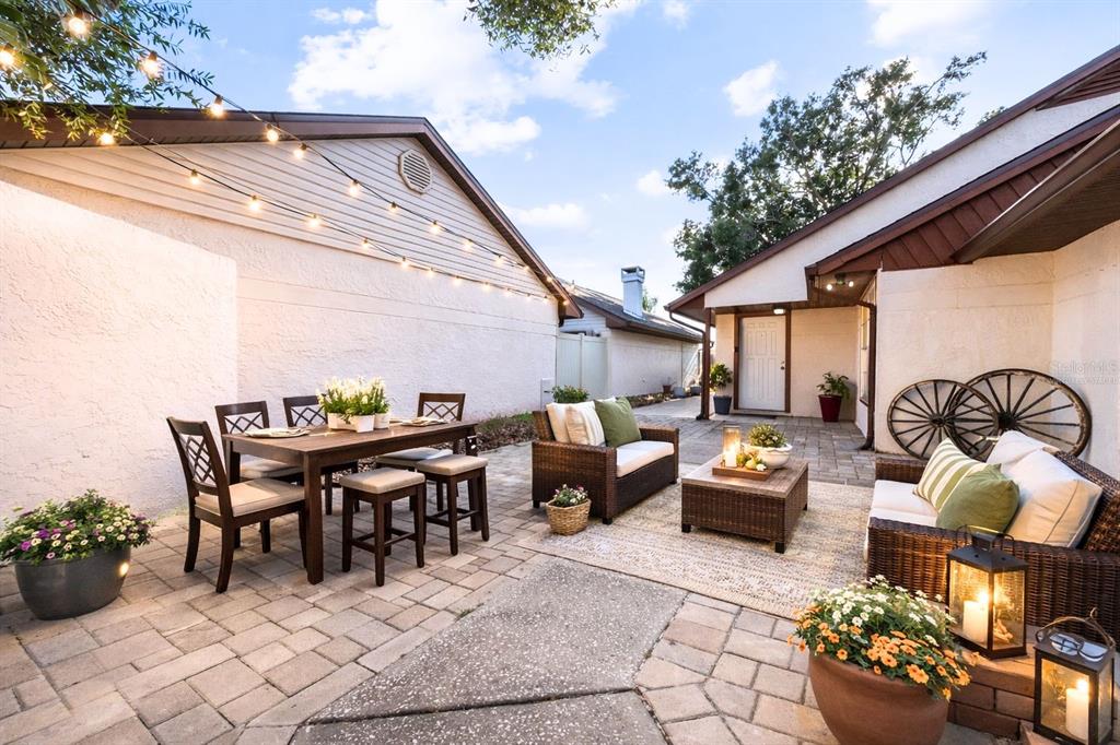 10815 Venice Circle Tampa, FL 33635 - Photo 25 of 32