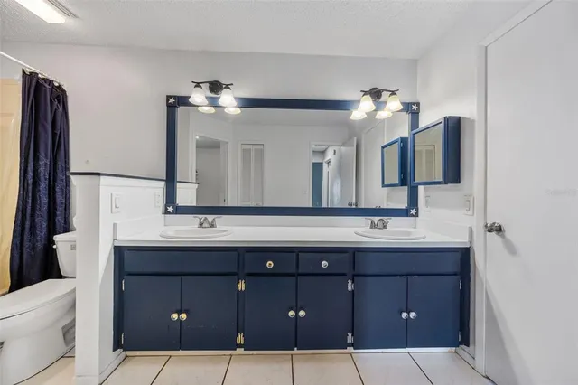 $329,900 | 10815 Venice Circle, Tampa, FL 33635