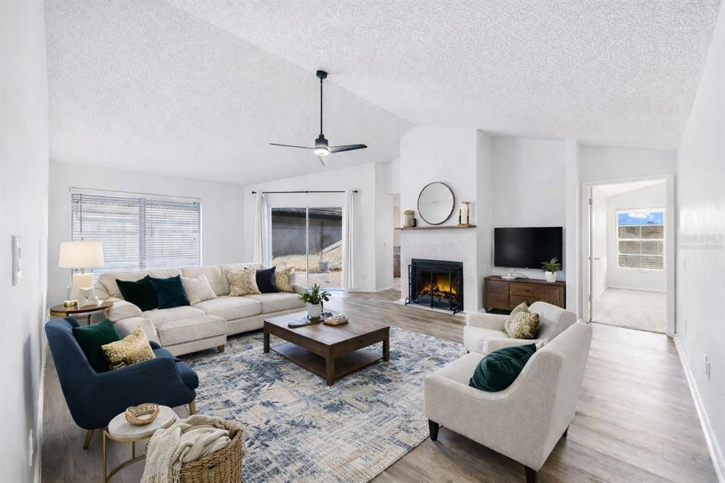 10815 Venice Circle Tampa, FL 33635 - Photo 3 of 32