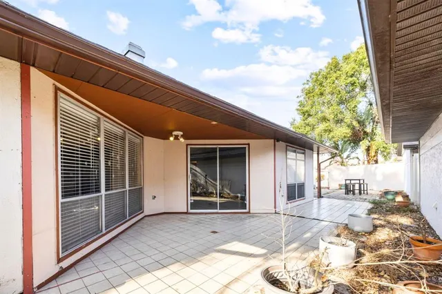 $329,900 | 10815 Venice Circle, Tampa, FL 33635