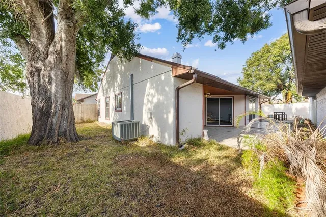 $329,900 | 10815 Venice Circle, Tampa, FL 33635