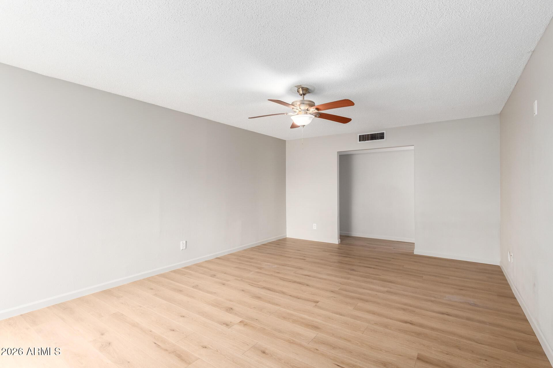 103 East Del Rio Drive Tempe, AZ 85282 - Photo 2 of 28 a view of an empty room