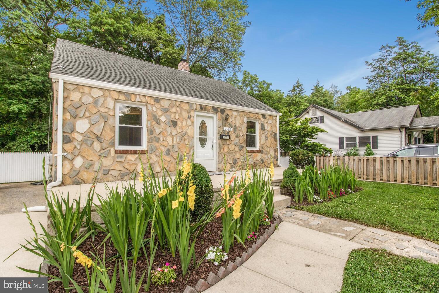 5502 Taylor Road Riverdale, MD 20737 - Photo 2 of 32 Gallery Image 2