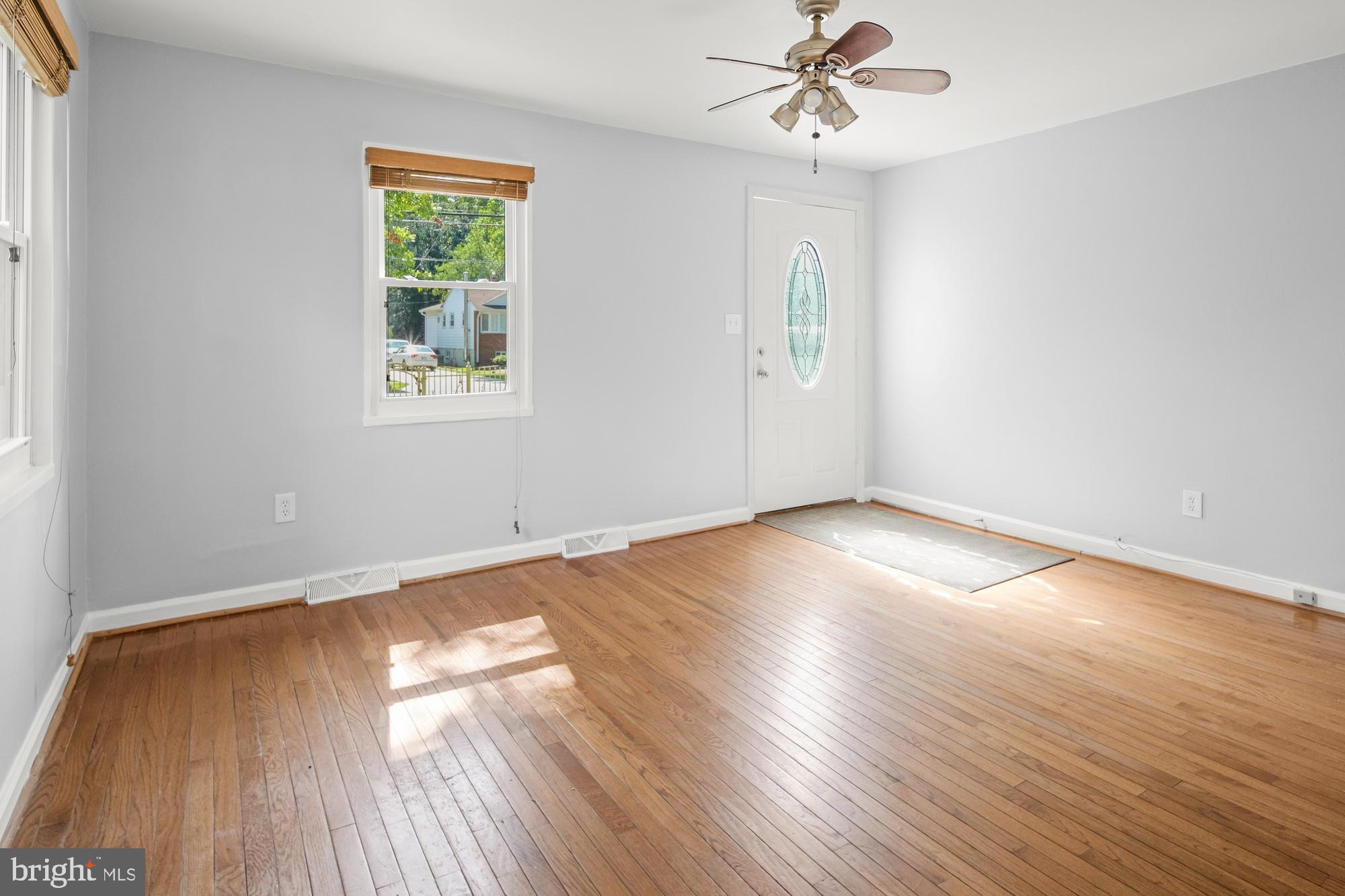5502 Taylor Road Riverdale, MD 20737 - Photo 6 of 32 Gallery Image 6